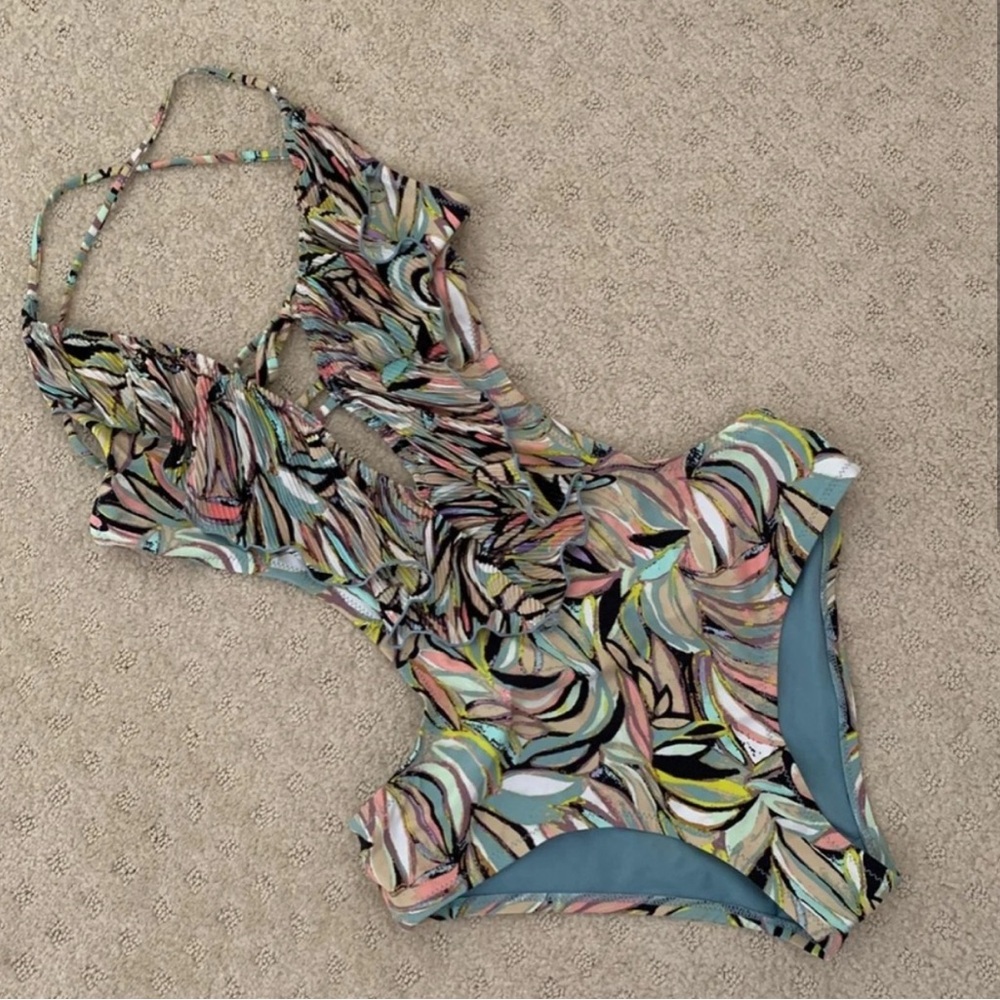 H&M Swimsuit Size 6